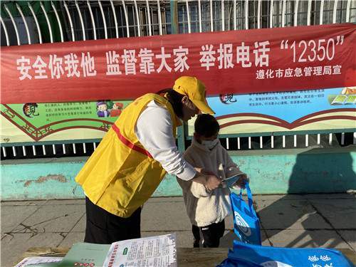 2025澳门资料大全,正版资料查询,详细解答解释落实_的警惕虚假宣传