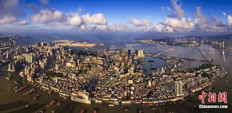 正版资料2025年香港与澳门免费;全面释义、解释与落实